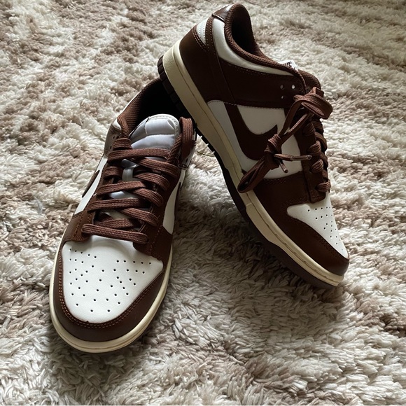 nike dunk sneakers - Picture 1 of 3